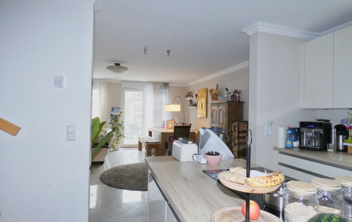 Küche zum Wohnzimmer