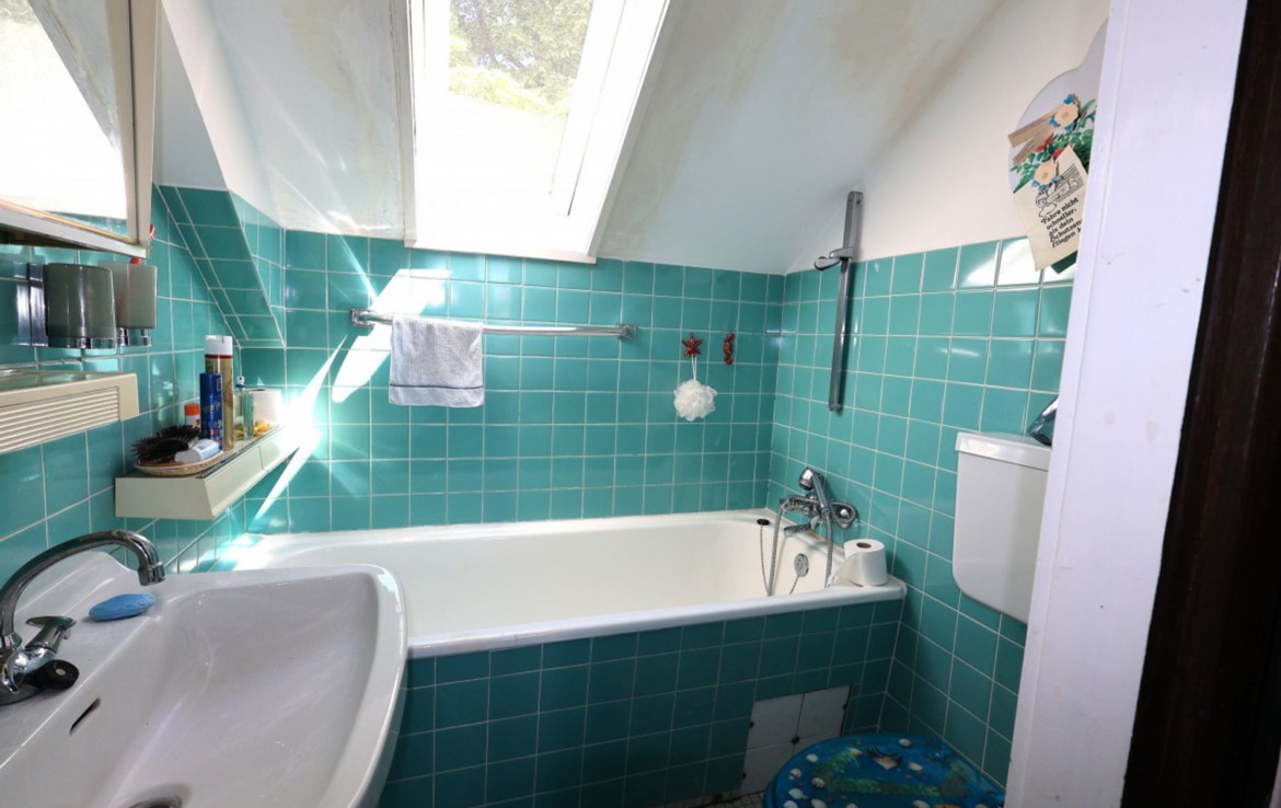 Badezimmer DG