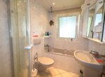 Badezimmer EG OG