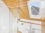 Badezimmer links