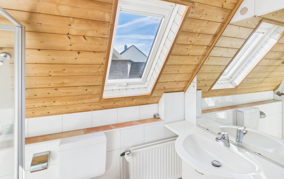 Badezimmer rechts