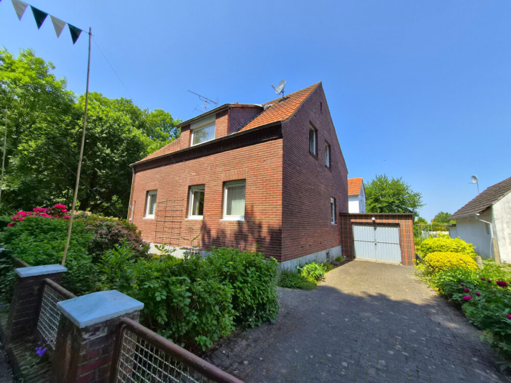 Haus und Garage